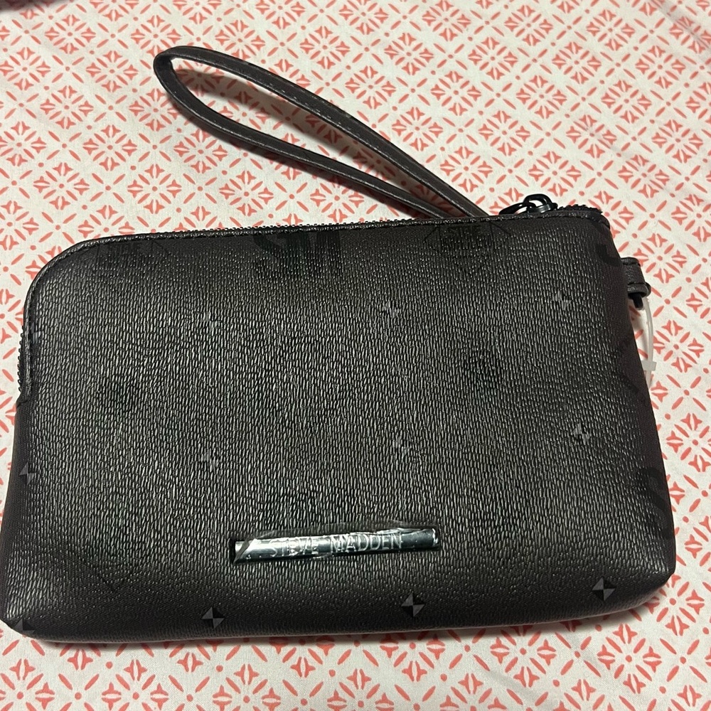 Steve Madden Textured Black Wristlet